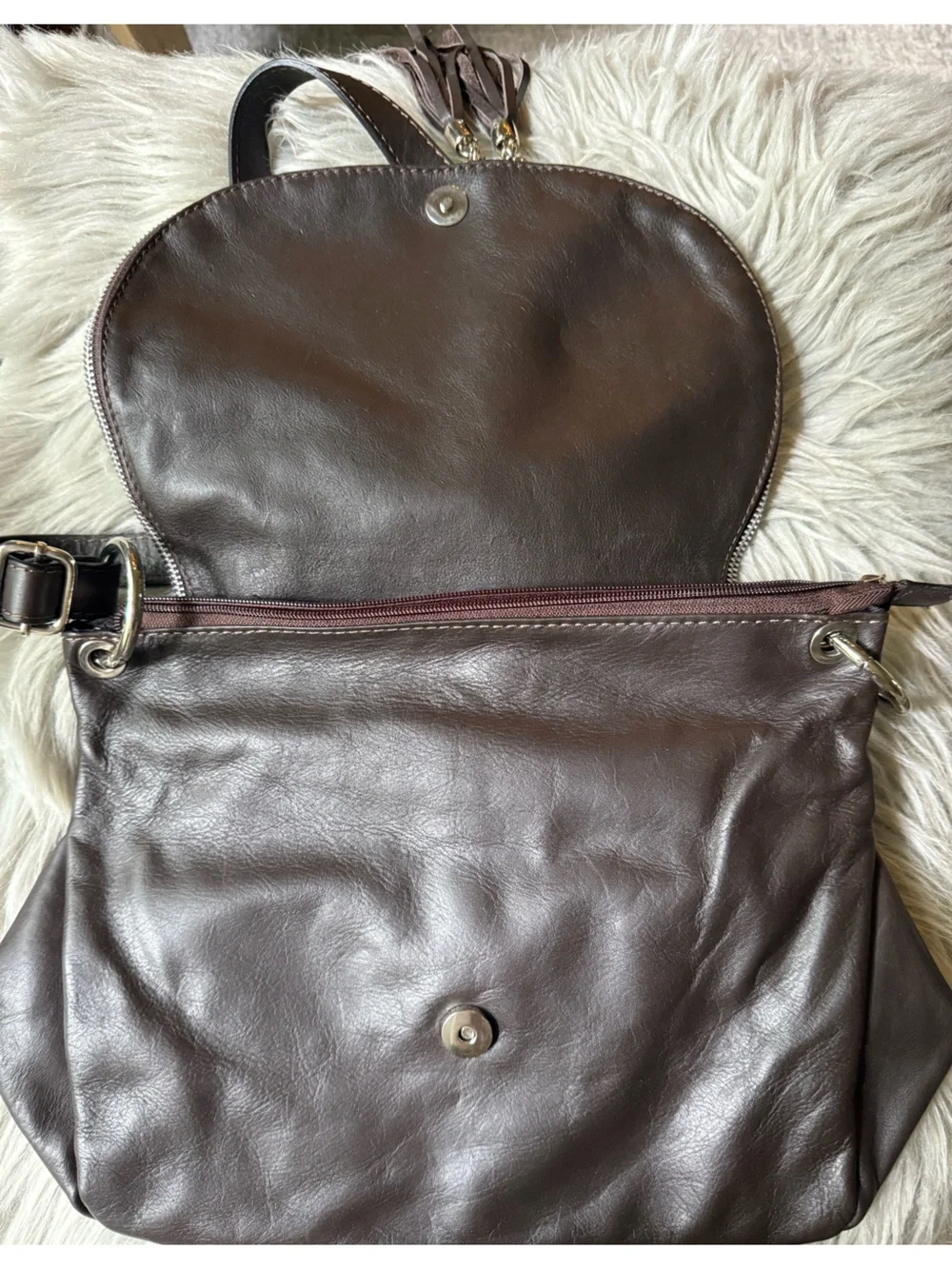 Brown Leather Lavorazione Artigianale Crossbody Satchel